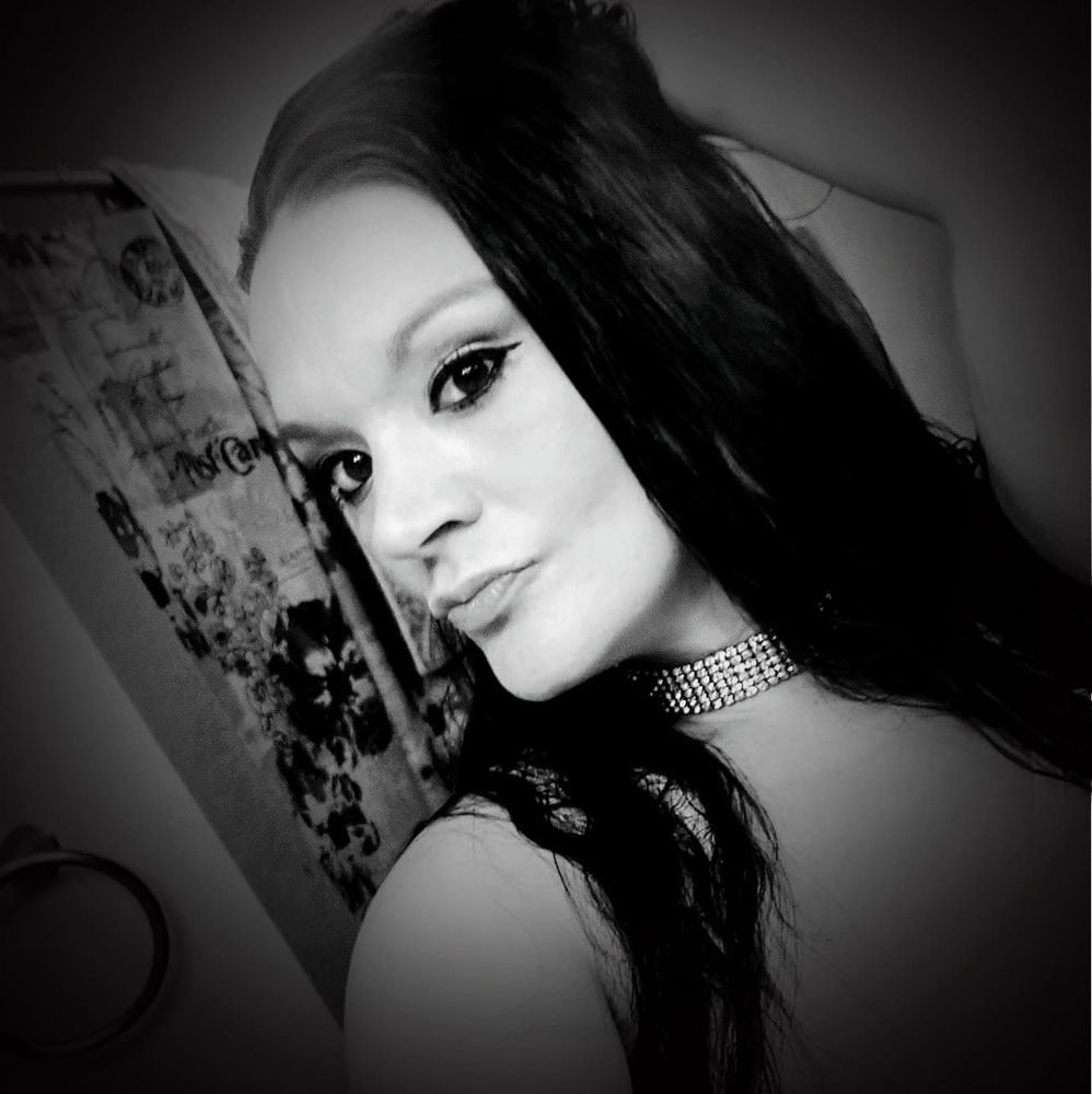 Meet your Posher, Candace